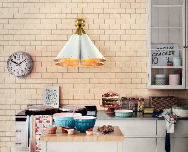 Colorful Kitchen Lighting Ideas by DelightFULL Madeleine