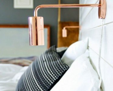 Copper wall lamp