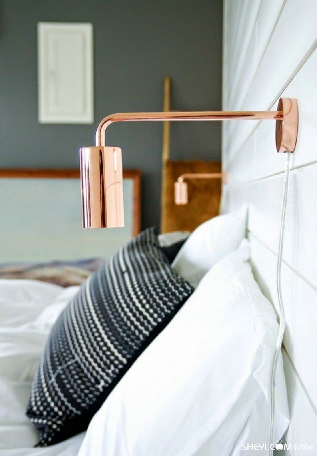 Copper wall lamp