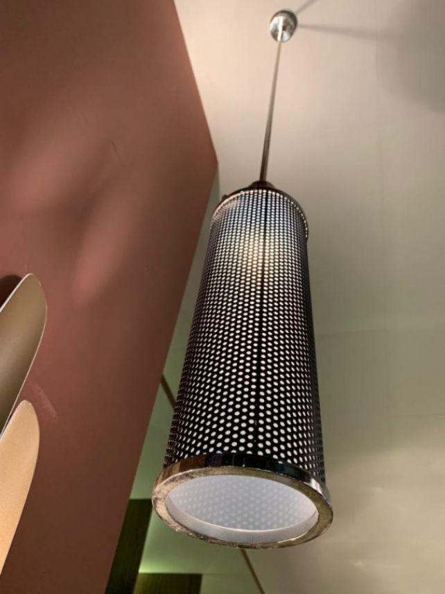 Best Deals: Discover The Most Beautiful Nickel and Black Lamps!