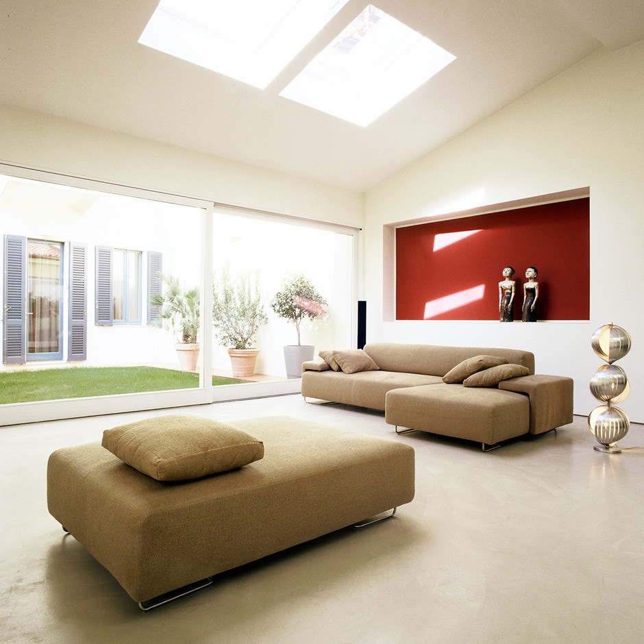 Are You Thinking About A Home Renovation? Carlo Donati Will Teach You How To Put Together A Living Room Décor Like a Pro!